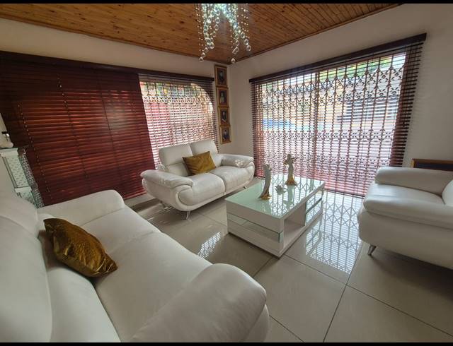 4 BEDROOM HOUSE FOR SALE IN VANDERBIJLPARK SE 3